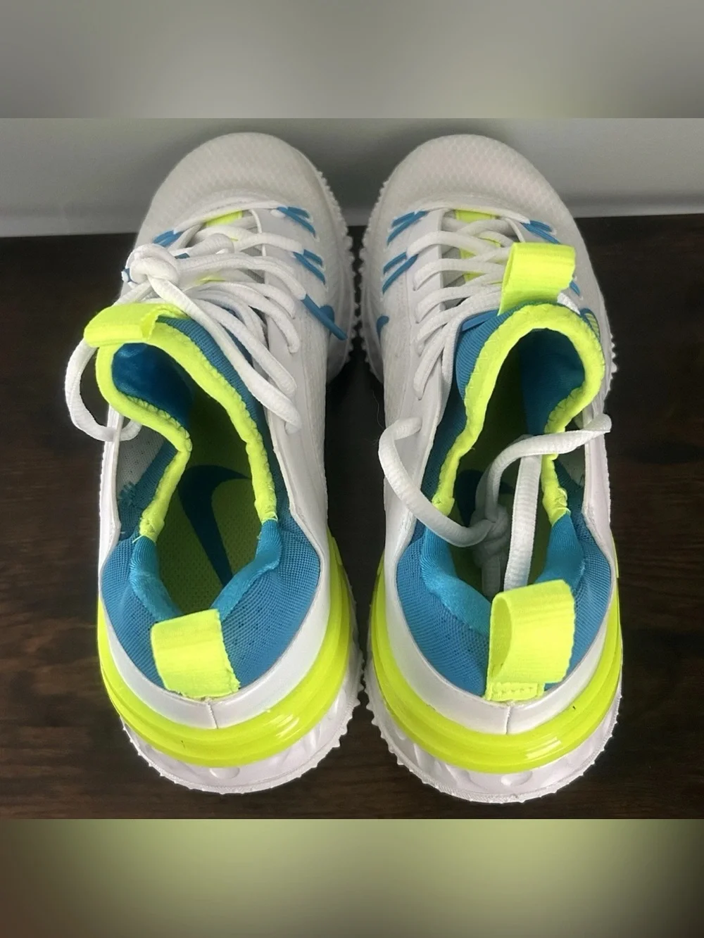 Nike Huarache 9 Elite TF SE Lacrosse Shoes Turf Cleats White Size 5 FV6148-100